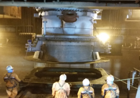 신품 Hood 안착 작업 사진